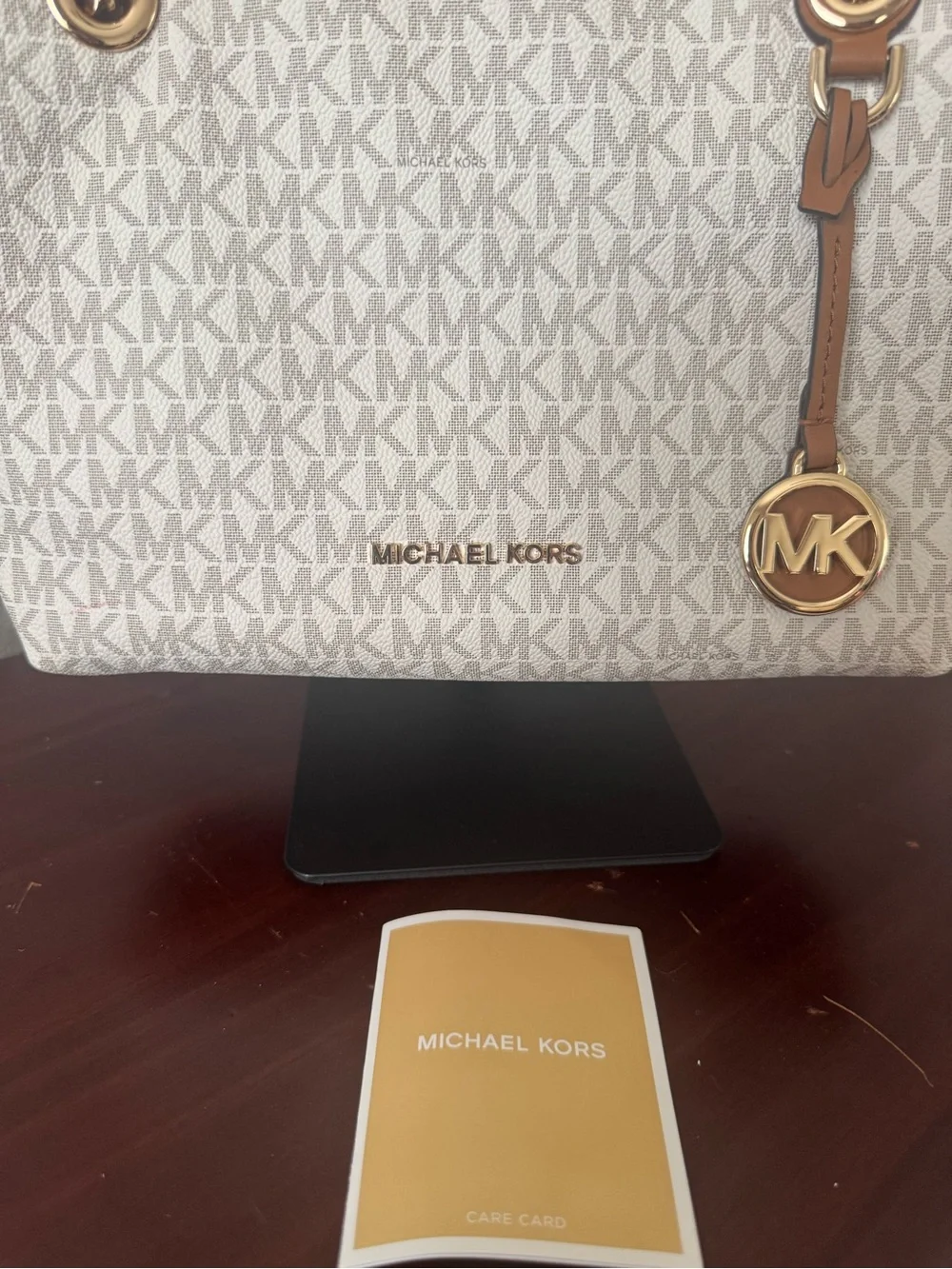 Michael Kors Jet Set Medium Chain Messenger Bag
